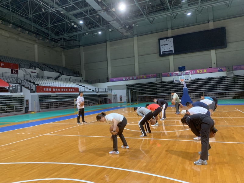 拜仁vs葡萄牙体育首发：凯恩、奥利塞出战，阿方索回归